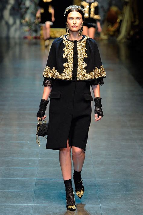dolce gabbana runway fashion vough